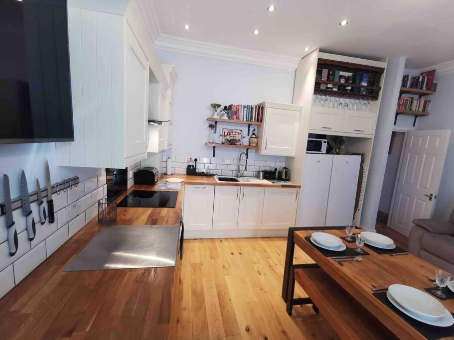 Number 7 Torquay Stunning Sea Views Leilighet Eksteriør bilde
